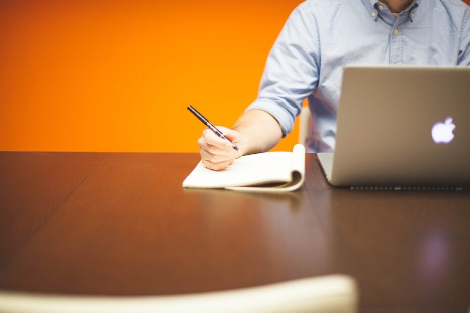 Master the Art of Visual Storytelling: Proven Techniques to Captivate Readers